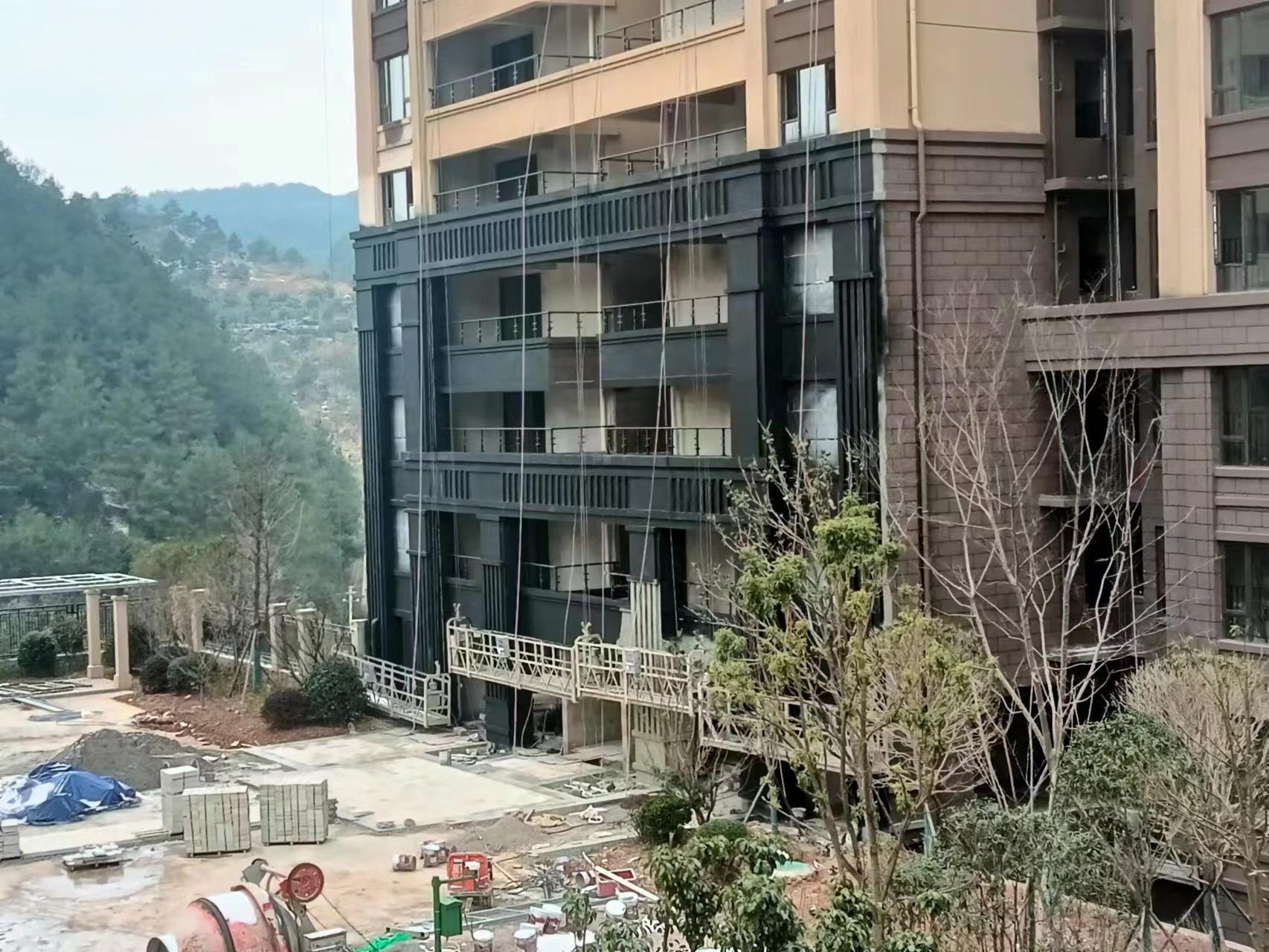 EPS外墻線條具有環(huán)保節(jié)能的優(yōu)點(diǎn)