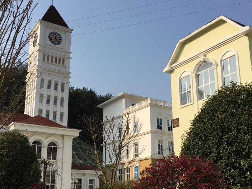 傳統(tǒng)線條與EPS線條：哪個(gè)更適合您的家？裝飾線條評(píng)測(cè)