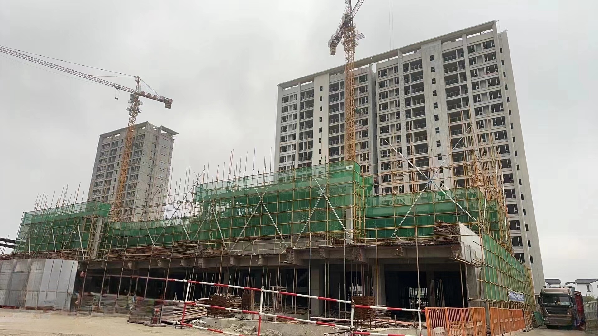 eps線條施工期間不能忽視的幾個(gè)要點(diǎn)